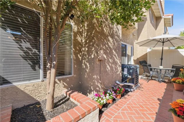 28127 Bobwhite Circle 98, Saugus, CA 91350