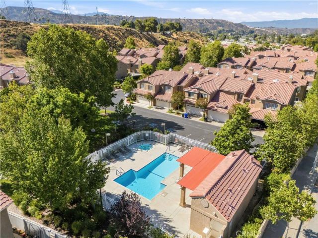 28127 Bobwhite Circle 98, Saugus, CA 91350