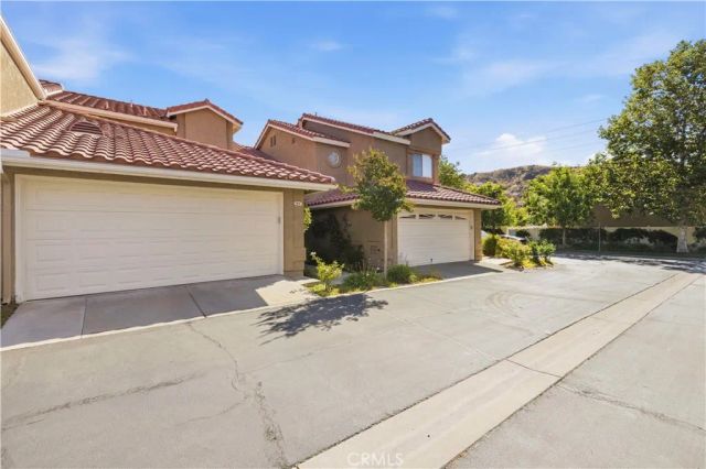 28127 Bobwhite Circle 98, Saugus, CA 91350