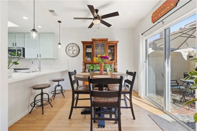 28127 Bobwhite Circle 98, Saugus, CA 91350