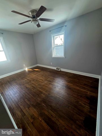 38 LEA RD, New Castle, DE 19720