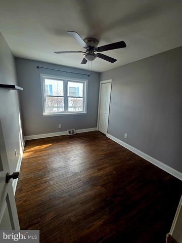 38 LEA RD, New Castle, DE 19720