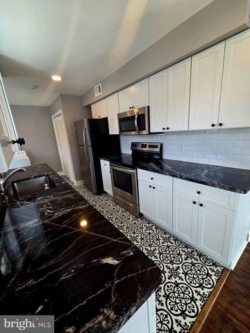 38 LEA RD, New Castle, DE 19720