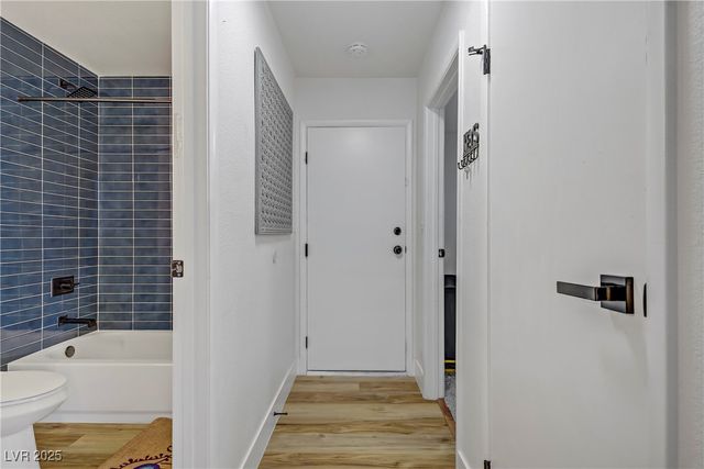 3831 Calle De Benito, Las Vegas, NV 89121