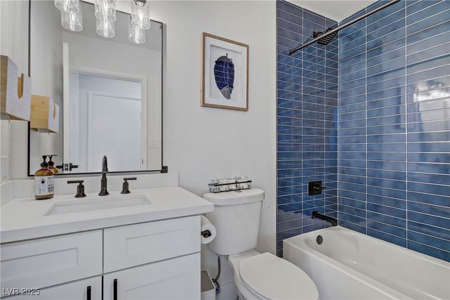 3831 Calle De Benito, Las Vegas, NV 89121