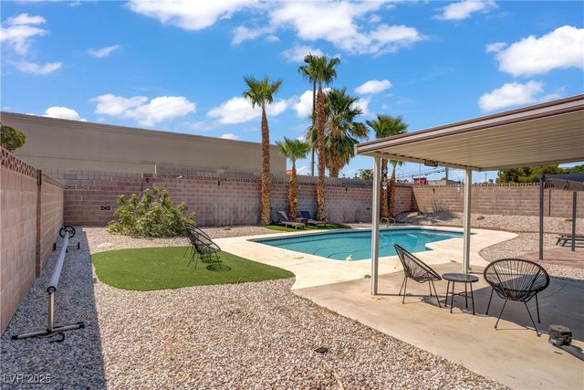 3831 Calle De Benito, Las Vegas, NV 89121