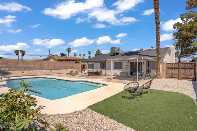 3831 Calle De Benito, Las Vegas, NV 89121