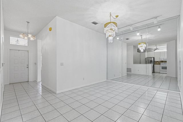 10168 LOMBARDY Drive 10168, Tamarac, FL 33321
