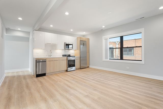 1550 W Juneway Terrace 3C, Chicago, IL 60626