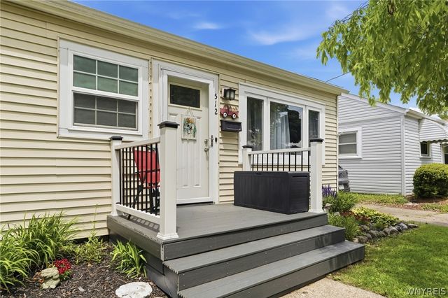 512 Saint Lawrence Avenue, Buffalo, NY 14216