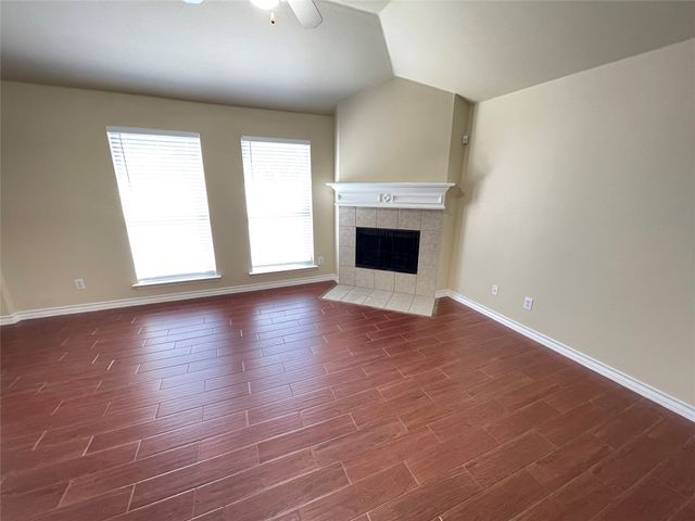 1253 Rosedale Springs Lane, Fort Worth, TX 76134