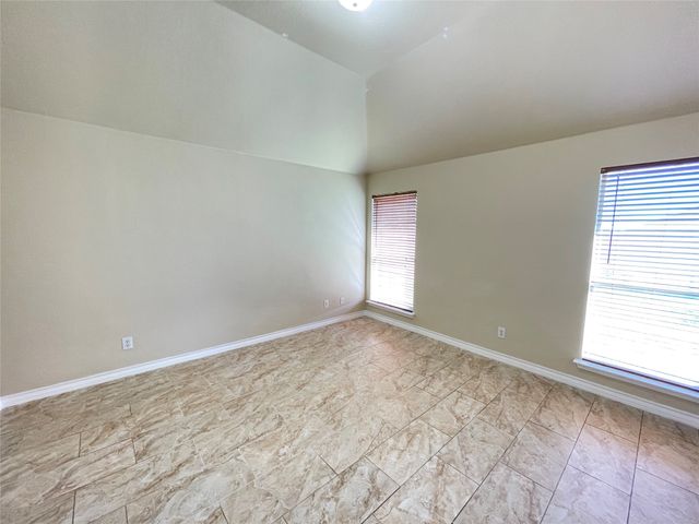 1253 Rosedale Springs Lane, Fort Worth, TX 76134