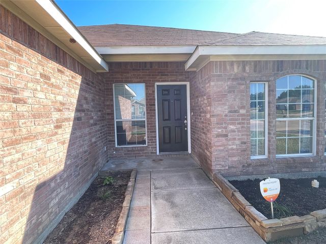 1253 Rosedale Springs Lane, Fort Worth, TX 76134