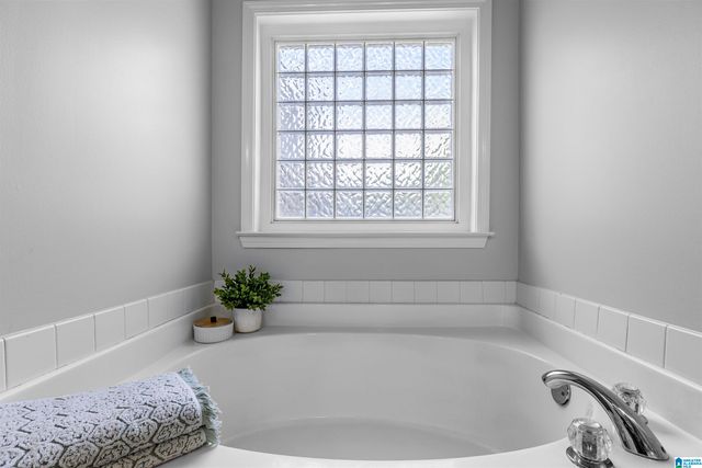 1342 OLD CAHABA COVE, Helena, AL 35080