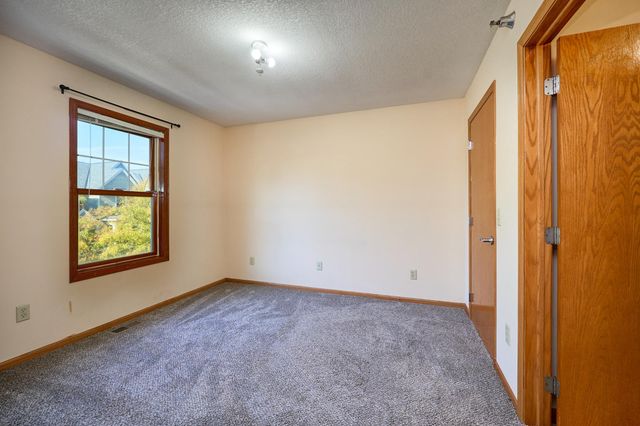 2407 16th Avenue S, Minneapolis, MN 55404