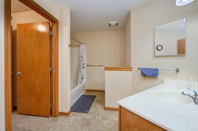 2407 16th Avenue S, Minneapolis, MN 55404