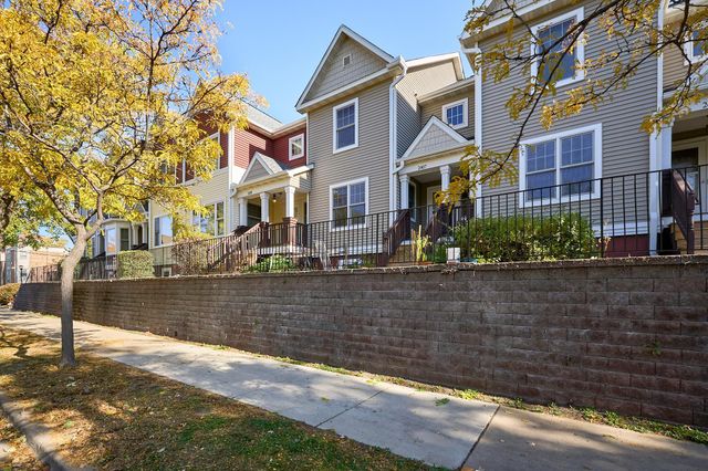 2407 16th Avenue S, Minneapolis, MN 55404