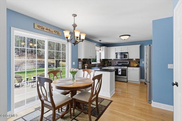 44 Whitney Road South, Saratoga Springs, NY 12866