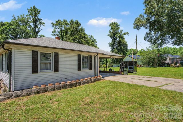 101 Charles Street, Cherryville, NC 28021