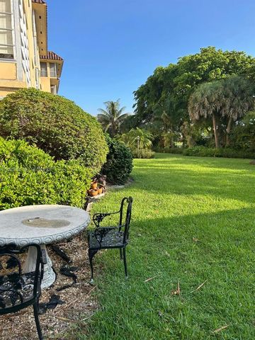 4100 Crystal Lake Dr 111 111, Deerfield Beach, FL 33064
