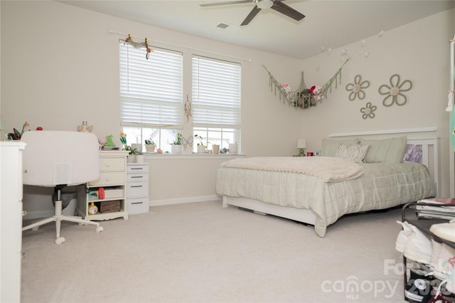 3424 Southern Red Oak Lane, Gastonia, NC 28056