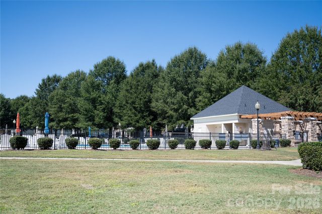 3424 Southern Red Oak Lane, Gastonia, NC 28056