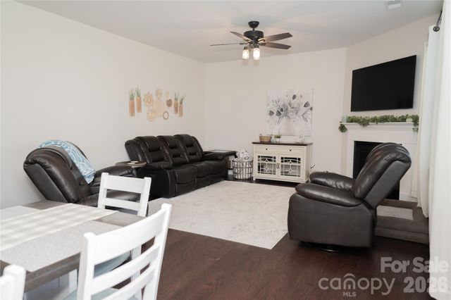 3424 Southern Red Oak Lane, Gastonia, NC 28056