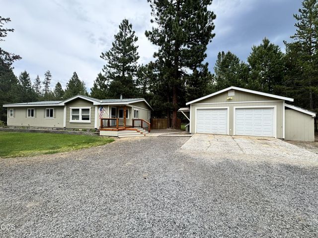 52606 Mete Road, La Pine, OR 97739