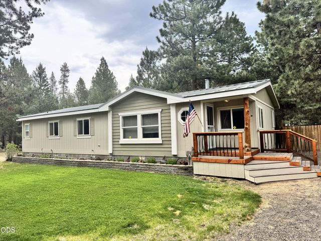 52606 Mete Road, La Pine, OR 97739
