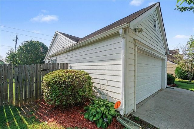 3210 Leprechaun Lane, Powder Springs, GA 30127