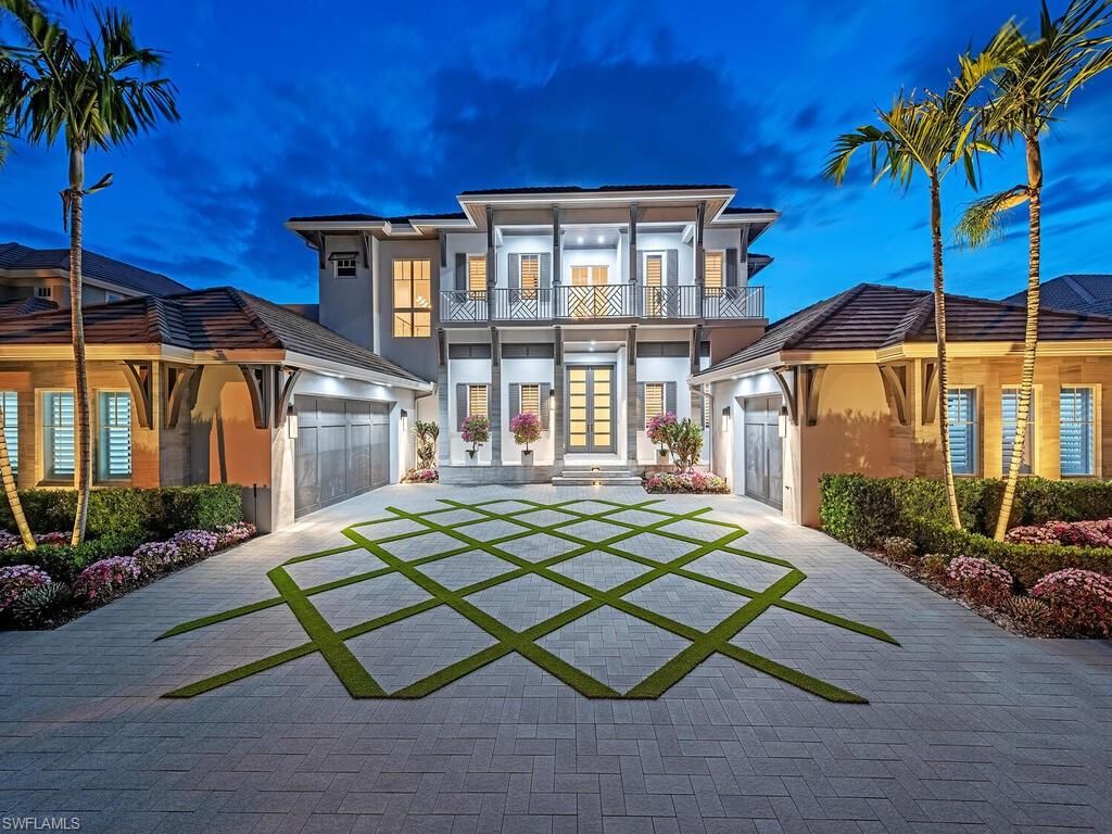 3801 CRAYTON RD, NAPLES, FL 34103 — photo 4