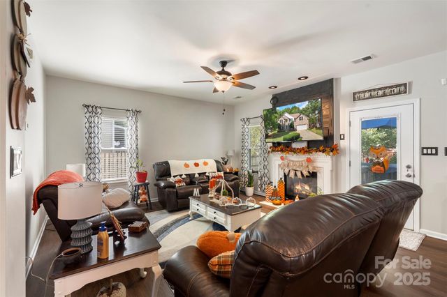 4827 Chesney Street NW, Concord, NC 28027