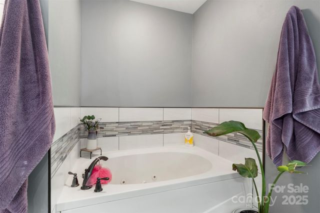 4827 Chesney Street NW, Concord, NC 28027