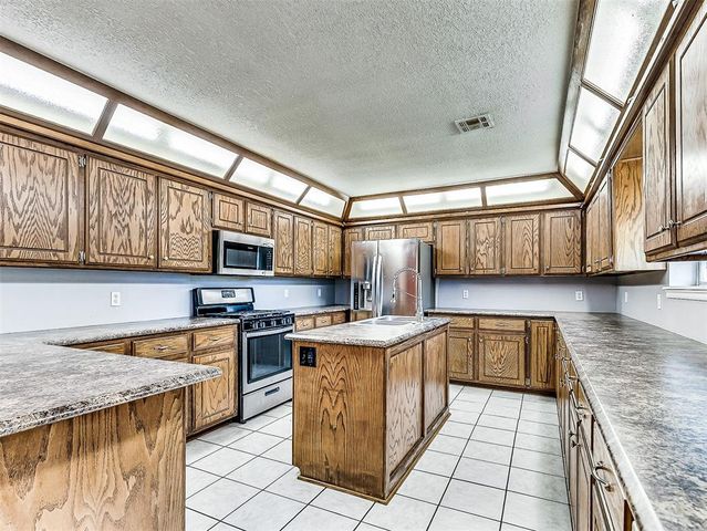 113 Kristin, Shawnee, OK 74804