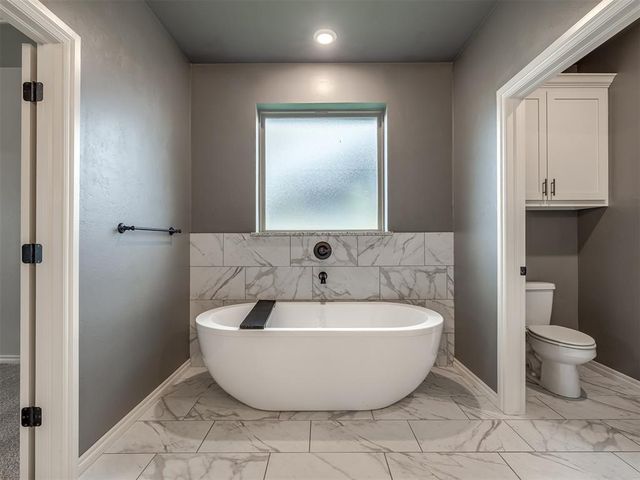 4844 Constitution Lane, Tuttle, OK 73089