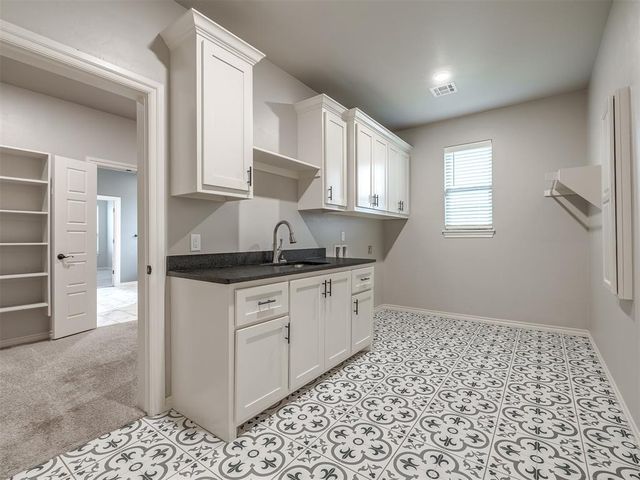 4844 Constitution Lane, Tuttle, OK 73089