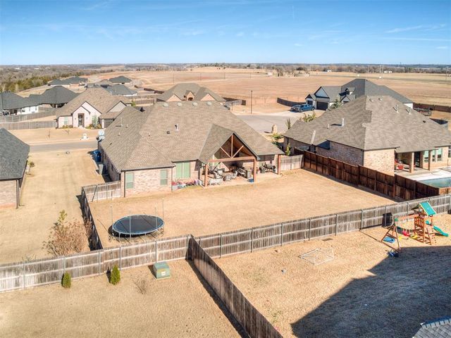 4844 Constitution Lane, Tuttle, OK 73089