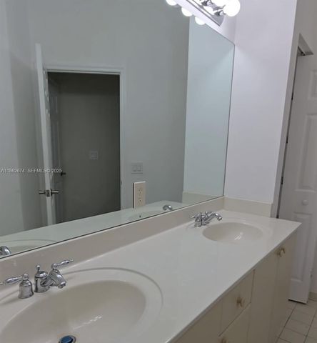 4917 SW 141st Avenue 4, Miramar, FL 33027