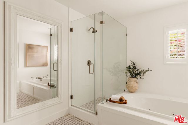 6350 W 80th Place, Los Angeles, CA 90045