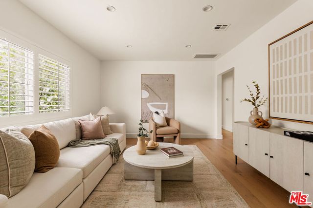 6350 W 80th Place, Los Angeles, CA 90045