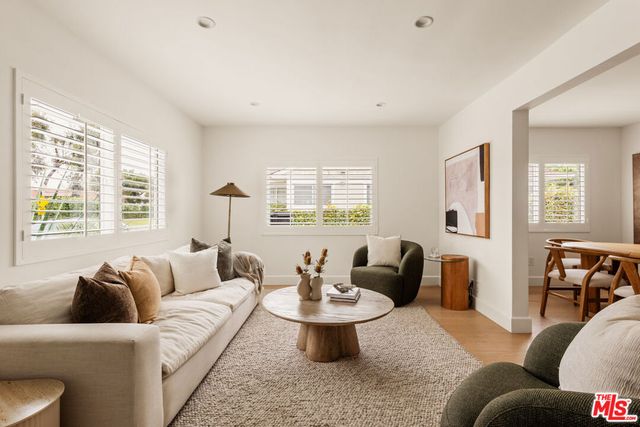 6350 W 80th Place, Los Angeles, CA 90045