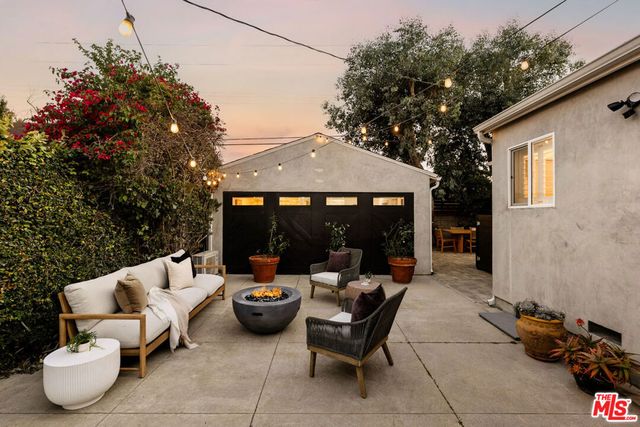 6350 W 80th Place, Los Angeles, CA 90045