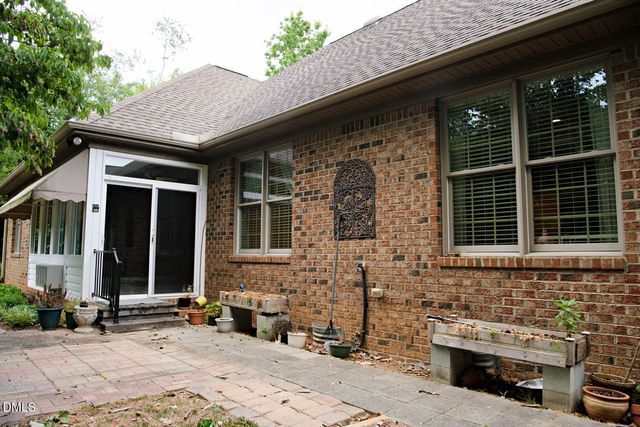 5008 Windsor Court, Elon, NC 27244