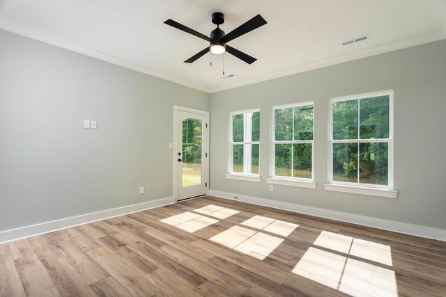 1492 Dreamfield Drive, Soddy Daisy, TN 37379