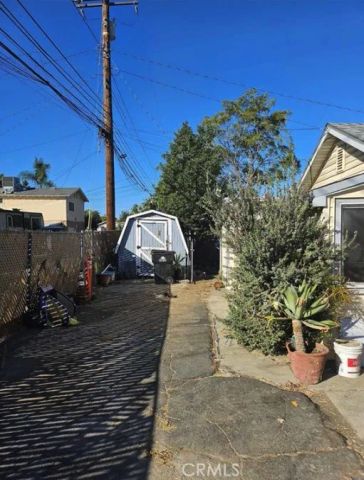 814 E E Street, Ontario, CA 91764