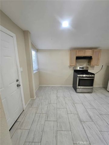 814 E E Street, Ontario, CA 91764