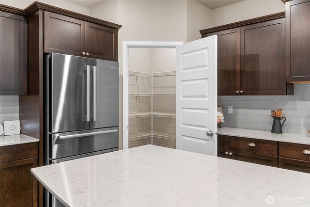 3853 80th Avenue NE, Marysville, WA 98270