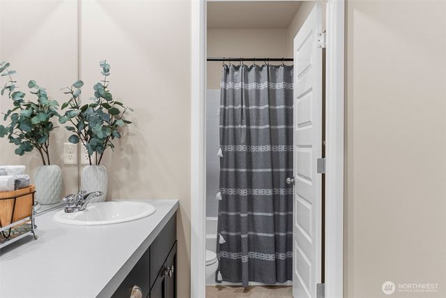 3853 80th Avenue NE, Marysville, WA 98270