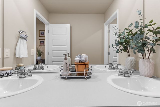 3853 80th Avenue NE, Marysville, WA 98270