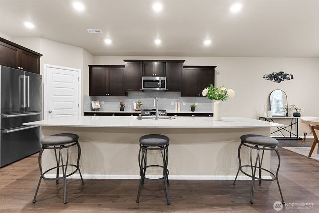 3853 80th Avenue NE, Marysville, WA 98270